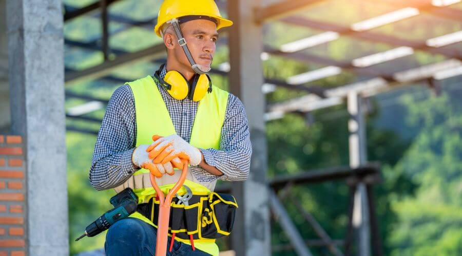 Expert Emergency Roof Repairs services in Courtland, AL